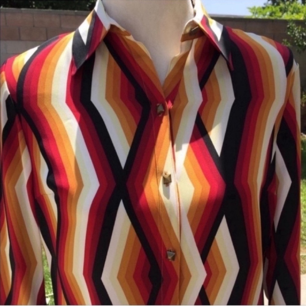 Anne Klein Red and Orange Geometric Top - Picture 3 of 8